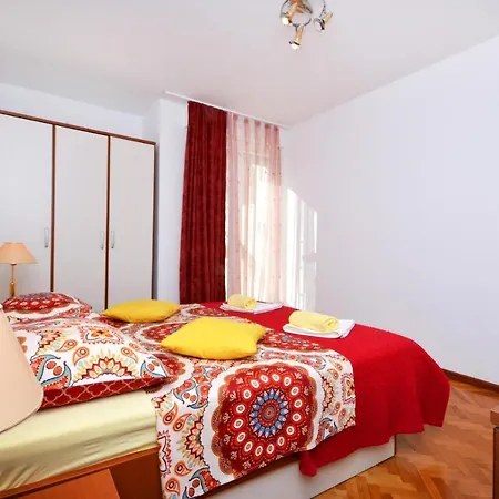 Dijana 3 Apartment Split