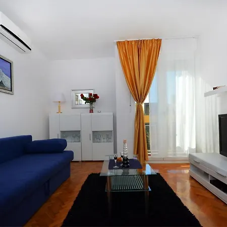 Dijana 3 Lägenhet Split