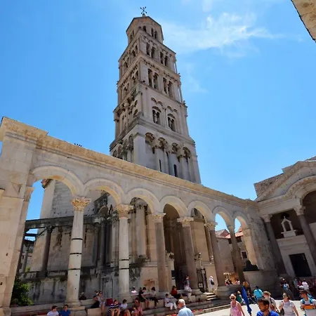 Dijana 3 Appartement